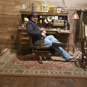 Meet your Posher, Roberto